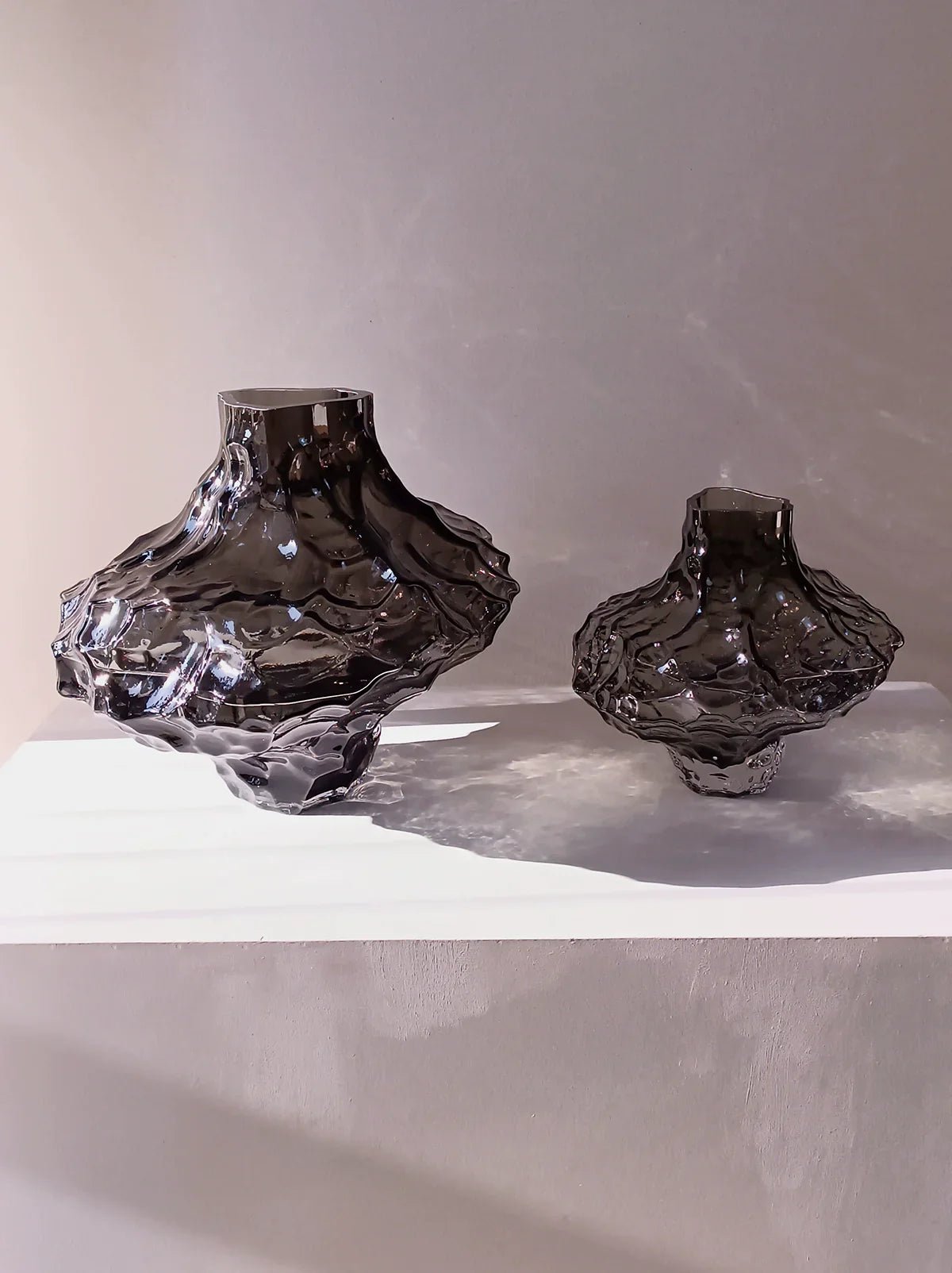 TODAYARTIST Orion Irregular Glass Valley Vase for Flower Arrangements - Image 2