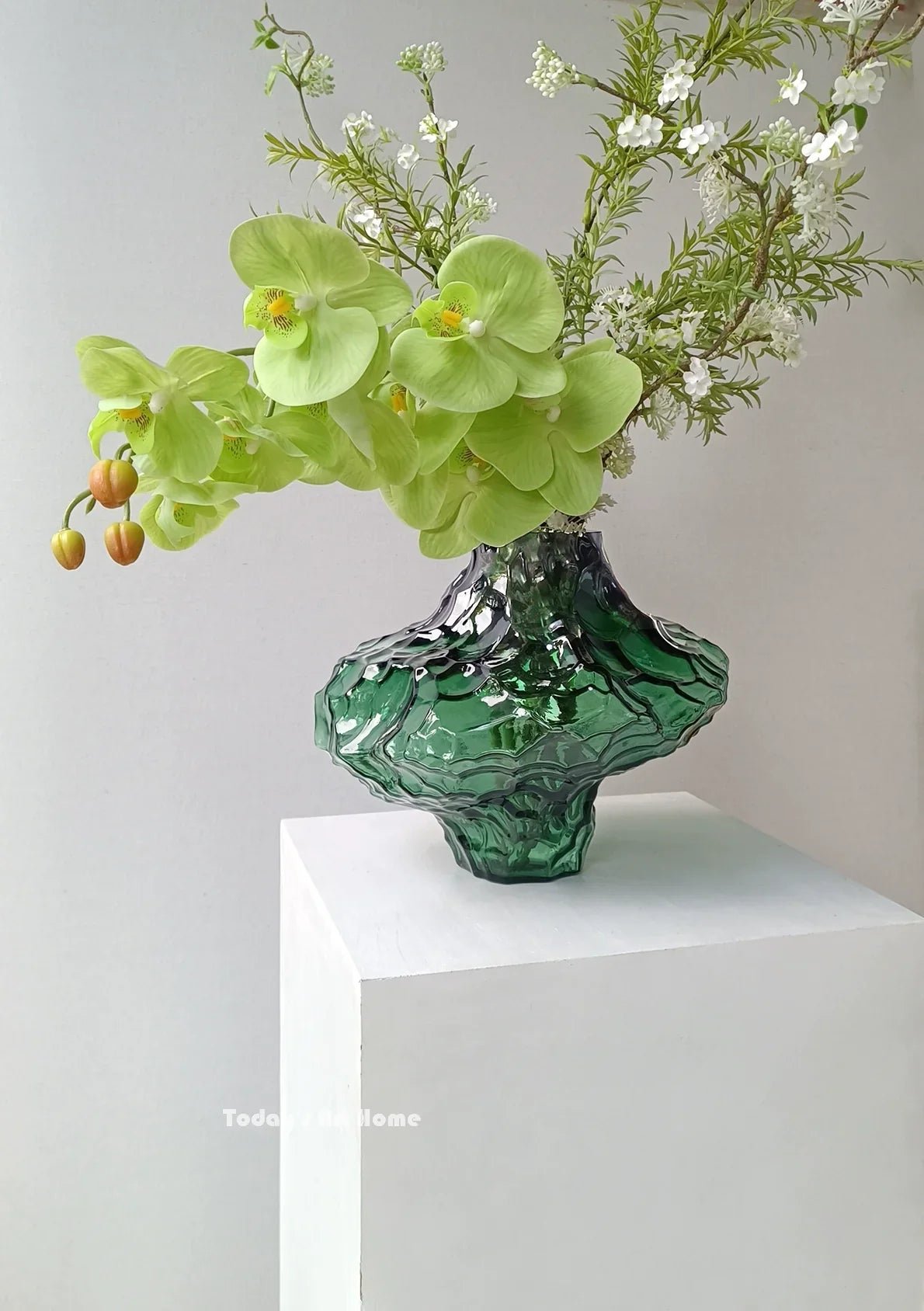 TODAYARTIST Orion Irregular Glass Valley Vase for Flower Arrangements - Image 6