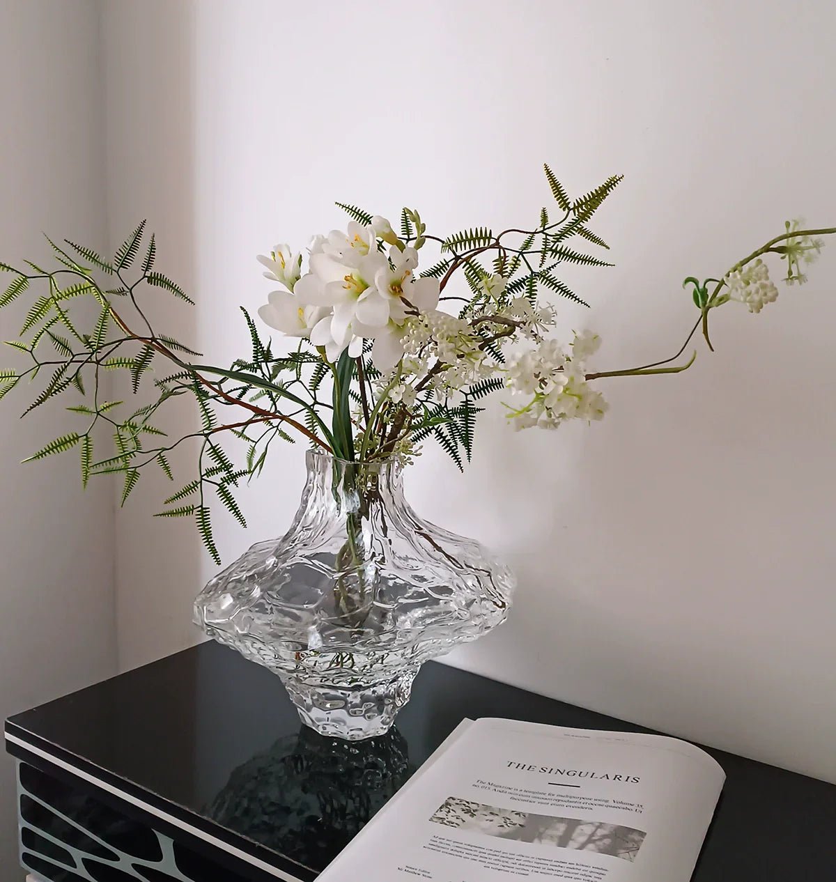 TODAYARTIST Orion Irregular Glass Valley Vase for Flower Arrangements - Image 7