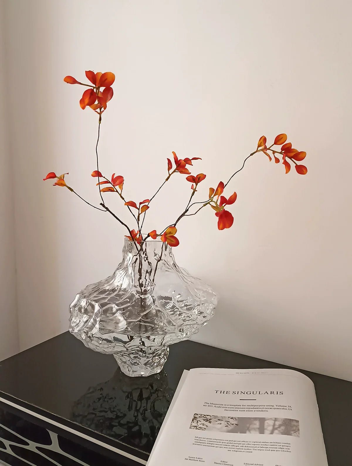 TODAYARTIST Orion Irregular Glass Valley Vase for Flower Arrangements - Image 9