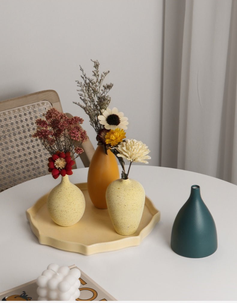 BEN HANMEI Isolde Elegant Floral Small Vase Decor - Image 68