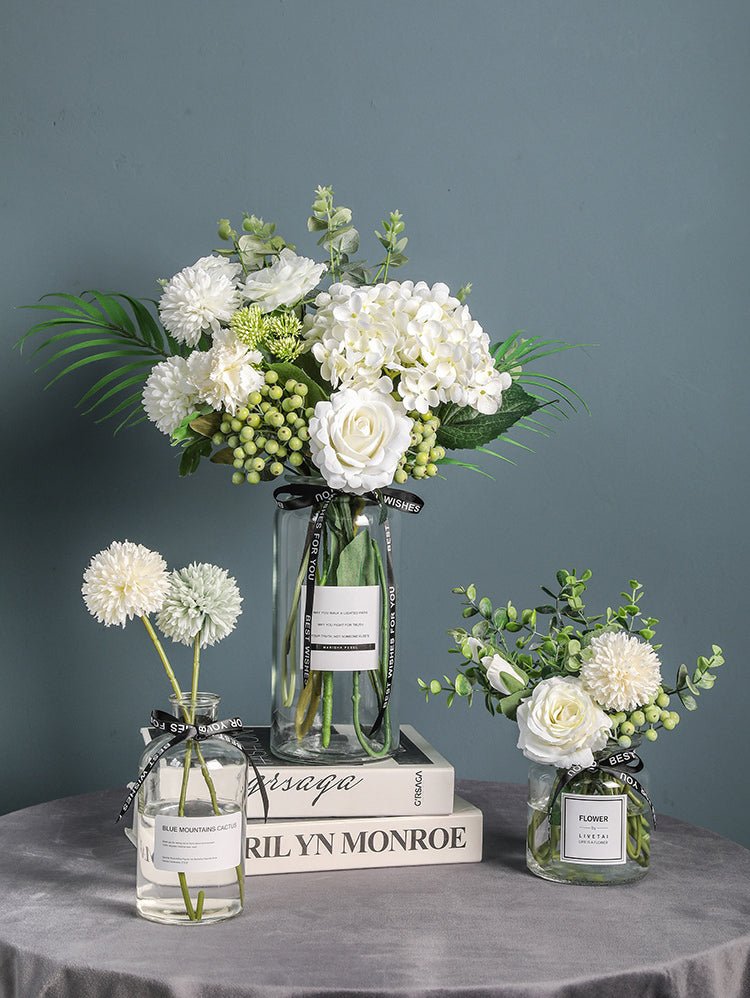 LIVETAI Athos Elegant Transparent Flowerpot Small Vase