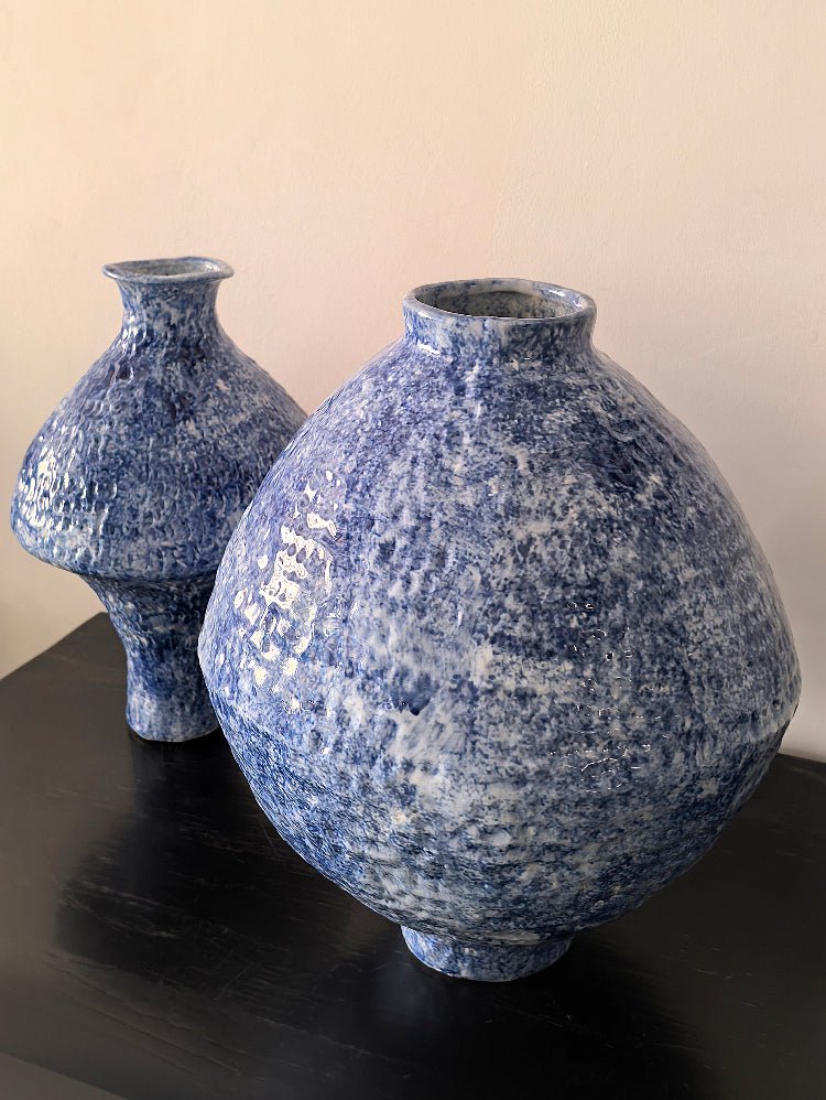 LIVETAI Isadora Bohemian Hand-Painted Blue & White Porcelain Vase - Image 5