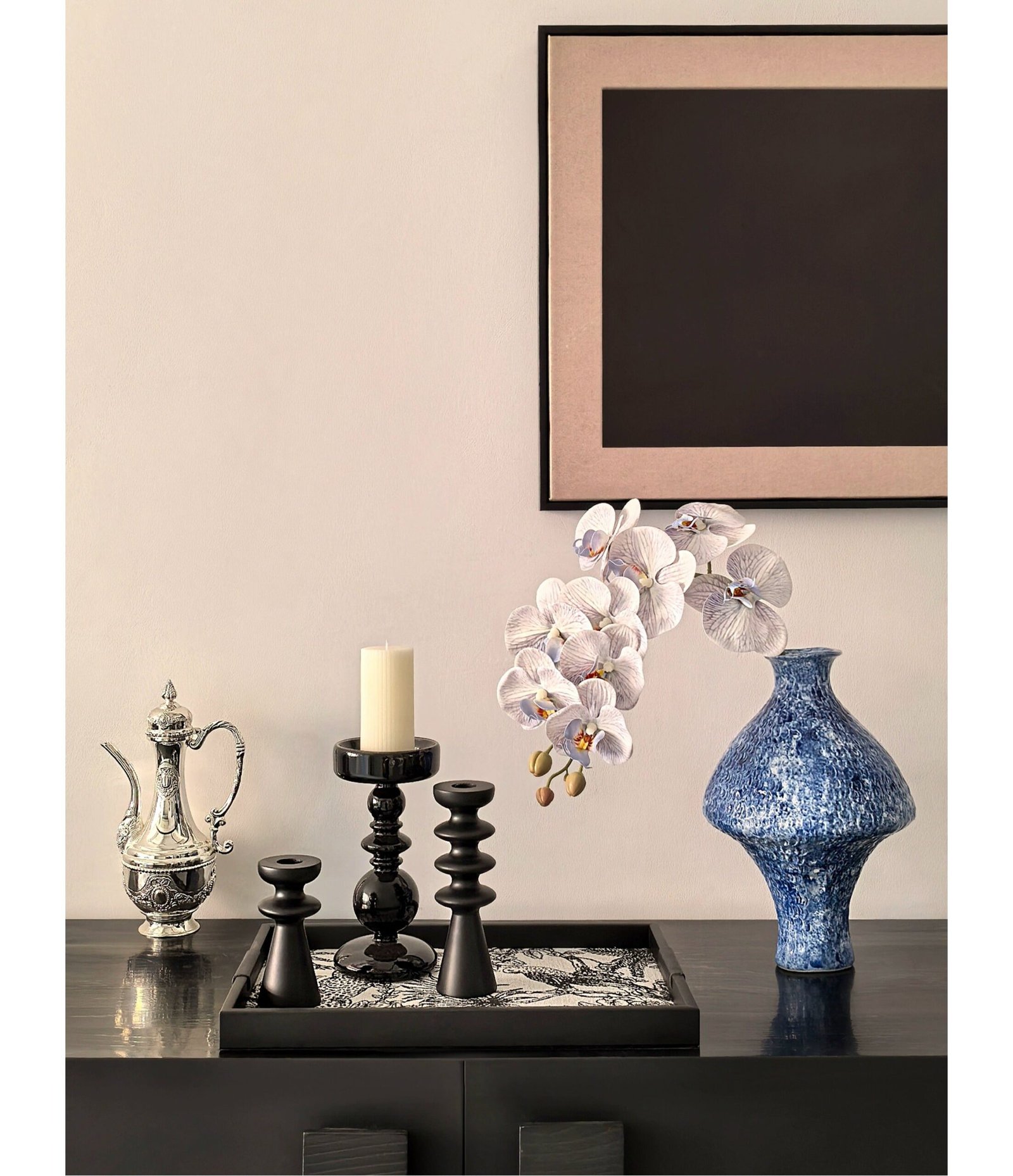 LIVETAI Isadora Bohemian Hand-Painted Blue & White Porcelain Vase - Image 8