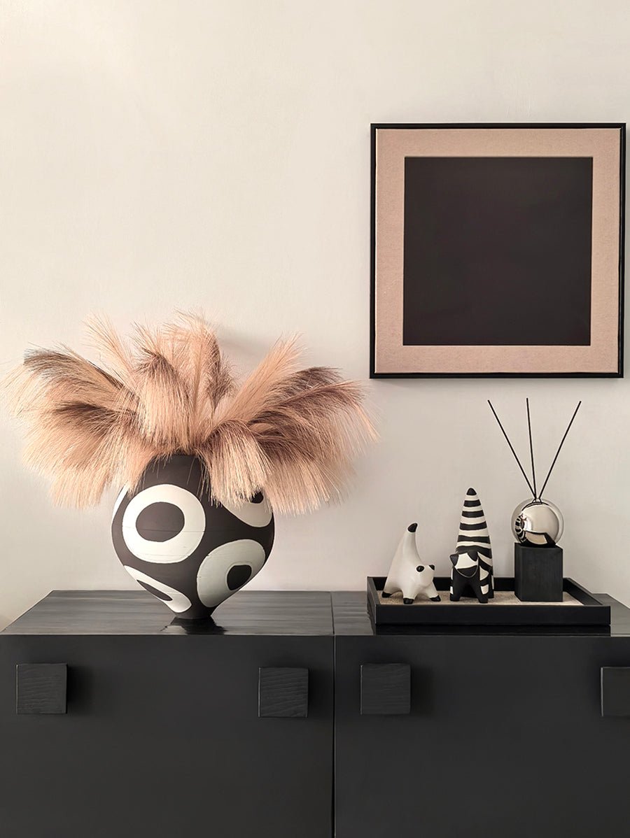 LIVETAI Takara Elegant Handcrafted Ceramic Vase - Image 13