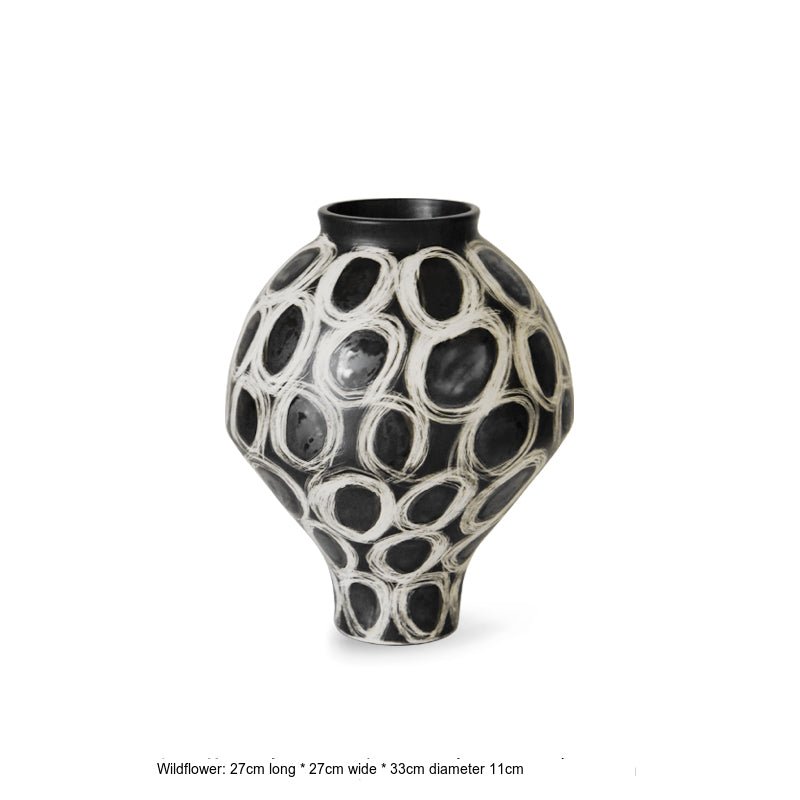 VAVINCI Zephyra Elegant Black Ceramic Vase - Image 2