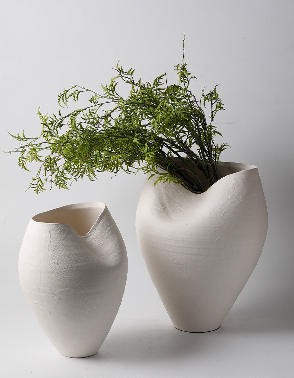 VAVINCI Amaterasu Elegant Notched Ceramic Vase - Image 6