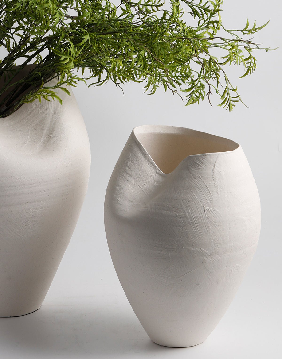 VAVINCI Amaterasu Elegant Notched Ceramic Vase - Image 7