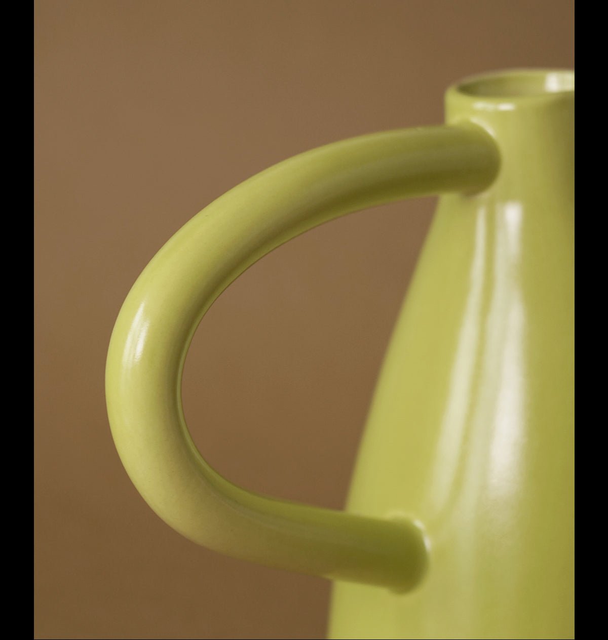 VAVINCI Amaya Elegant Double Ear Ceramic Vase - Image 11