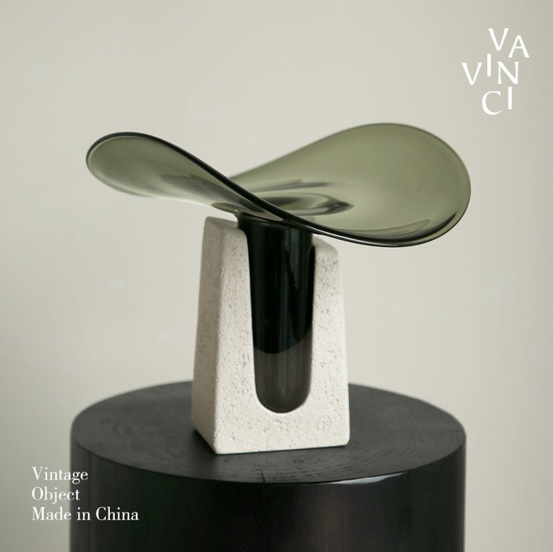 VAVINCI Candelaria Exquisite Brown Glass Vase - Image 5