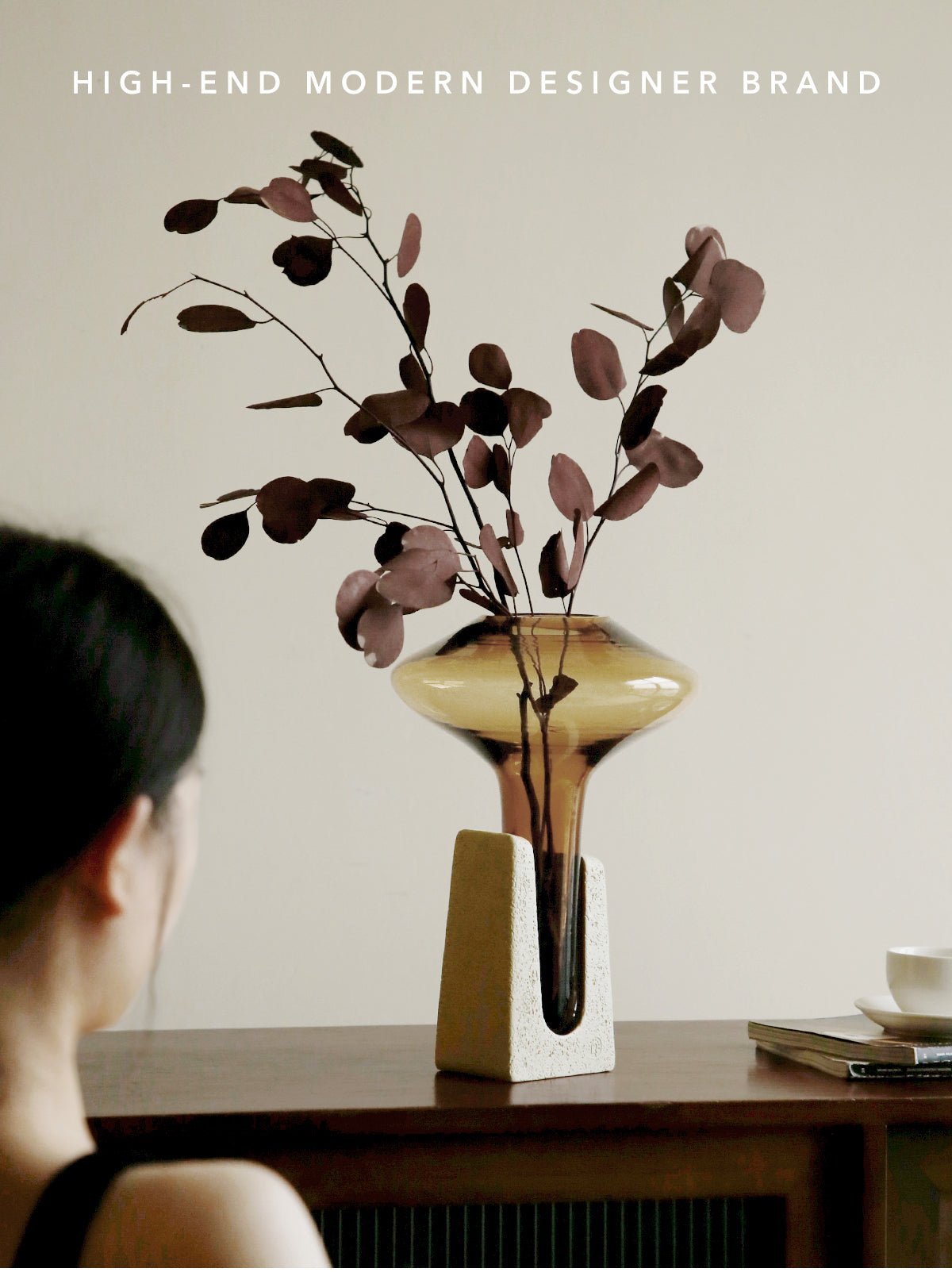 VAVINCI Candelaria Exquisite Brown Glass Vase - Image 10