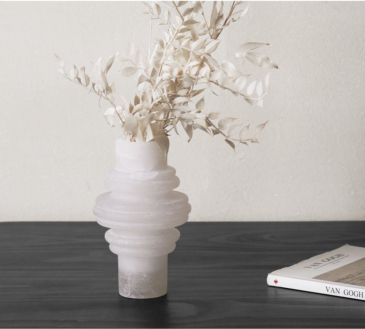 VAVINCI Hoshiko Elegant Natural Jade Vase - Image 8