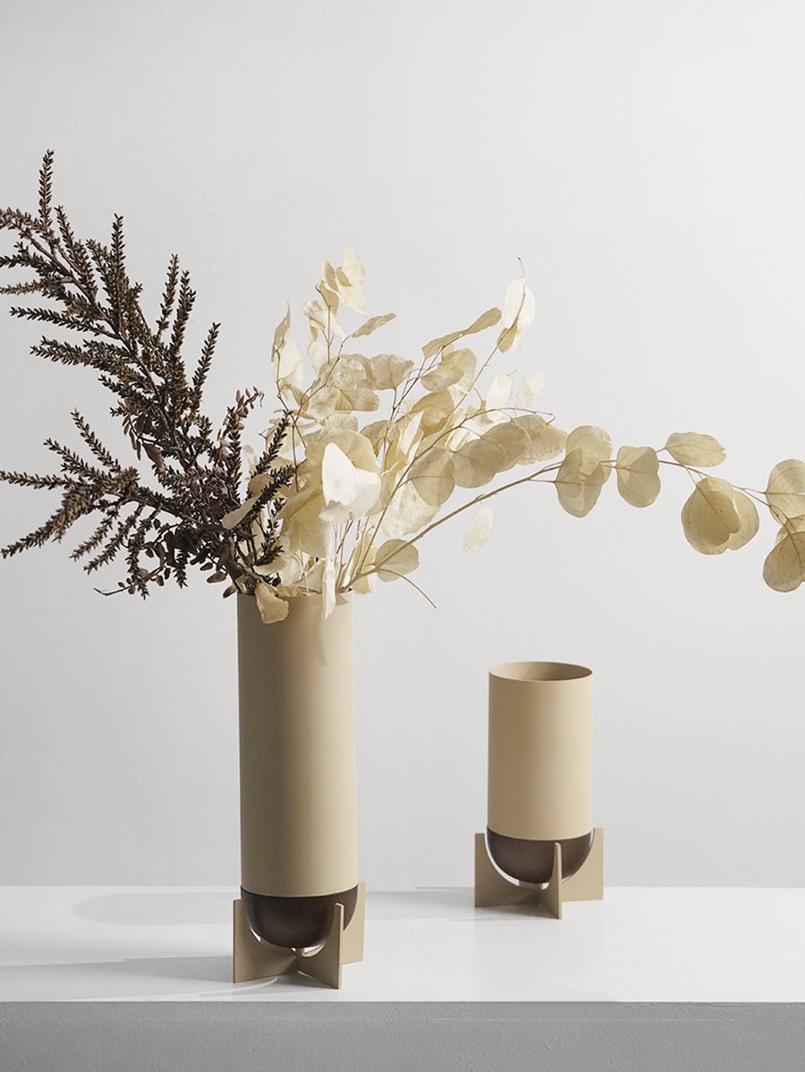 VAVINCI Marisabel Elegant Geometric Metal Vase